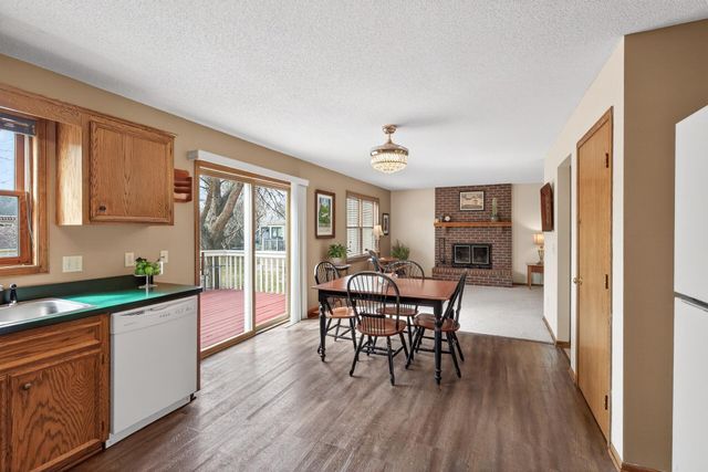 9585 72nd Street S, Cottage Grove, MN 55016