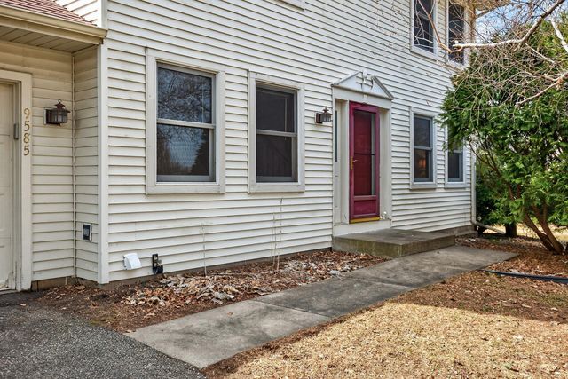 9585 72nd Street S, Cottage Grove, MN 55016