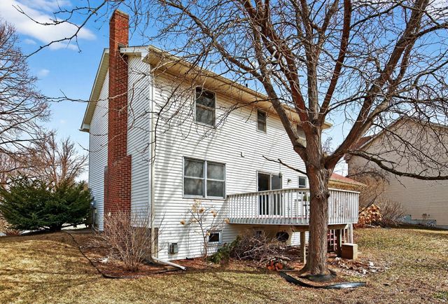 9585 72nd Street S, Cottage Grove, MN 55016