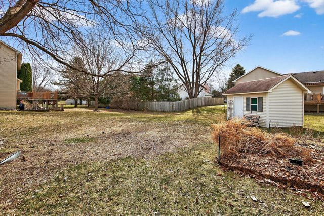 9585 72nd Street S, Cottage Grove, MN 55016