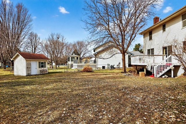 9585 72nd Street S, Cottage Grove, MN 55016