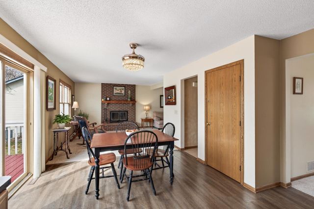 9585 72nd Street S, Cottage Grove, MN 55016