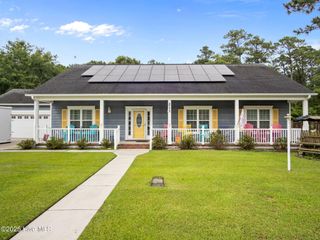 211 Brook Crossing Road, Swansboro, NC 28584