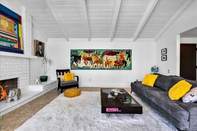 2389 E Miramonte Circle B, Palm Springs, CA 92264