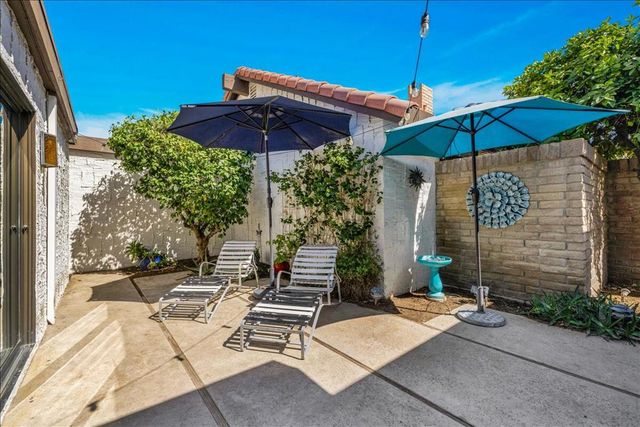 2389 E Miramonte Circle B, Palm Springs, CA 92264