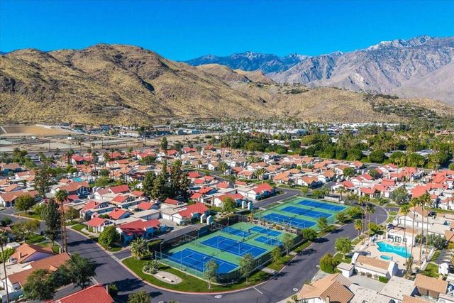 2389 E Miramonte Circle B, Palm Springs, CA 92264