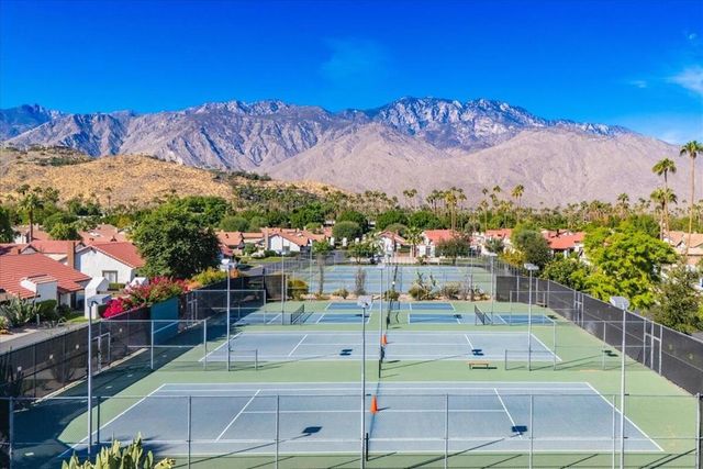 2389 E Miramonte Circle B, Palm Springs, CA 92264