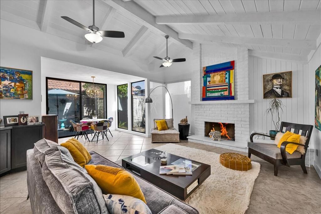 2389 E Miramonte Circle B, Palm Springs, CA 92264