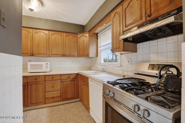 289 S Bridge Avenue, Red Bank, NJ 07701