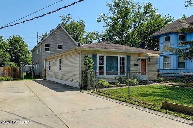 289 S Bridge Avenue, Red Bank, NJ 07701