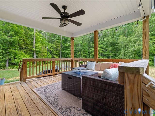 1401 Yakima Ct, Quinton, VA 23141
