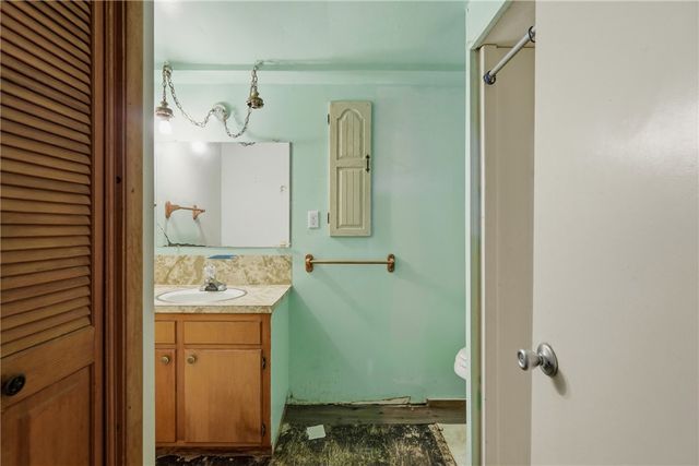 1057 Mundell Road, Eureka Springs, AR 72631