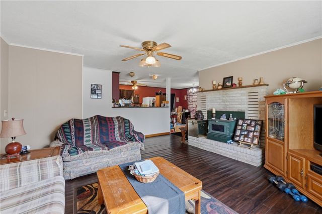 1057 Mundell Road, Eureka Springs, AR 72631
