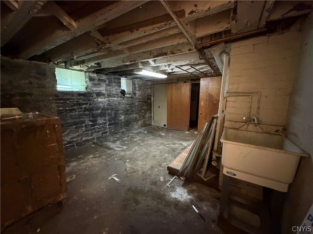 1908 West Genesee Street, Syracuse, NY 13204