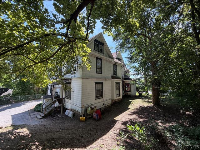 1908 West Genesee Street, Syracuse, NY 13204