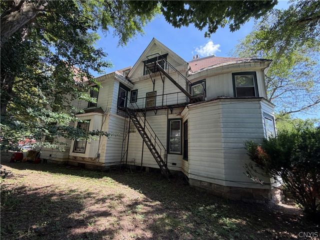 1908 West Genesee Street, Syracuse, NY 13204