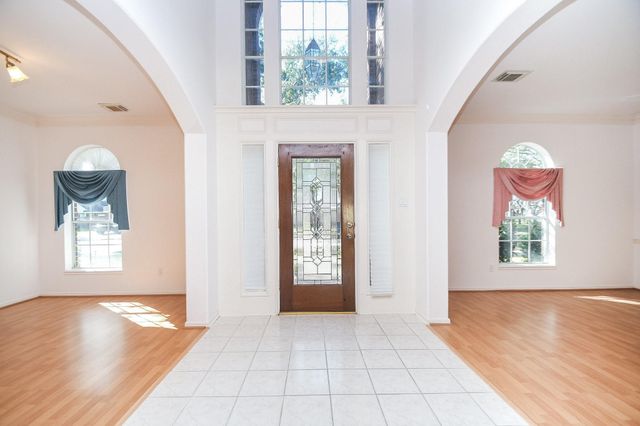 4323 Magnolia Lane, Sugar Land, TX 77478