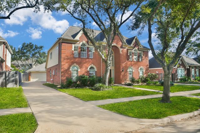 4323 Magnolia Lane, Sugar Land, TX 77478