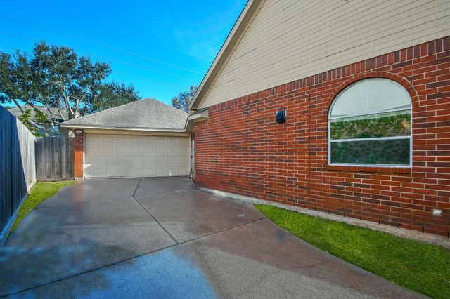 4323 Magnolia Lane, Sugar Land, TX 77478