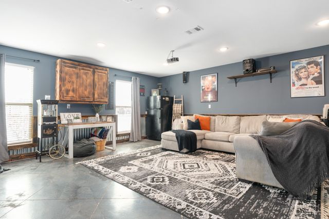 2860 Fm 66, Waxahachie, TX 75167