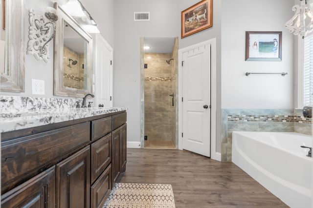 2860 Fm 66, Waxahachie, TX 75167