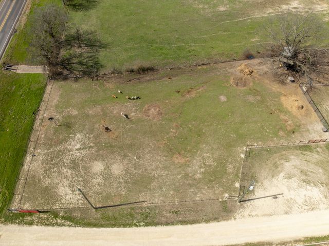 2860 Fm 66, Waxahachie, TX 75167