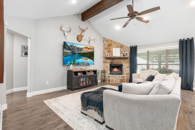 2860 Fm 66, Waxahachie, TX 75167