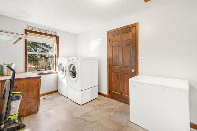 12916 Pierce Road, Birchwood, TN 37308