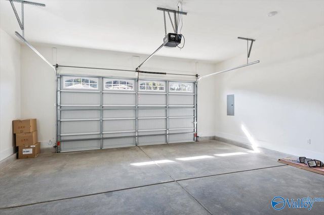 390 Saint Louis Street, Madison, AL 35758