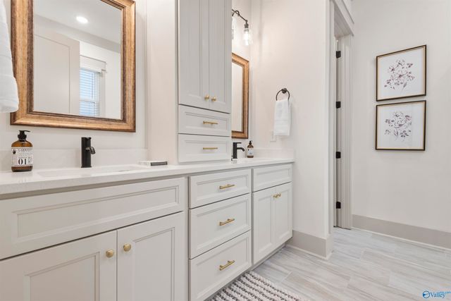 390 Saint Louis Street, Madison, AL 35758