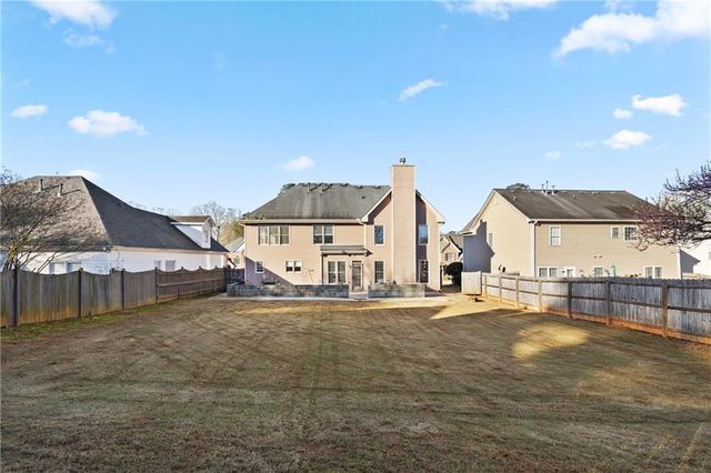 991 Bay Pointe Way SW, Lilburn, GA 30047