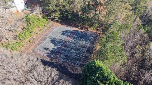 991 Bay Pointe Way SW, Lilburn, GA 30047