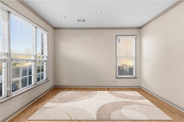 991 Bay Pointe Way SW, Lilburn, GA 30047