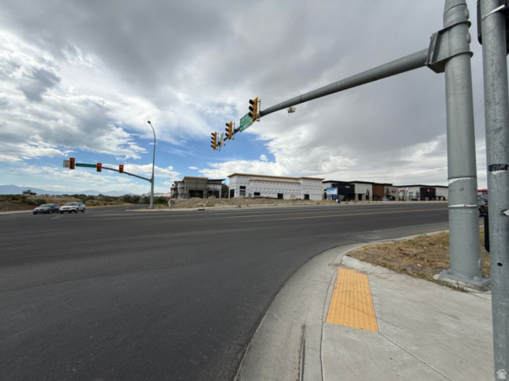 400 E CROSSROADS BLVD, Saratoga Springs, UT 84045 — photo 3