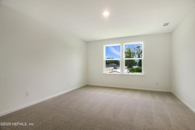 6015 ORACLE Court, Jacksonville, FL 32205