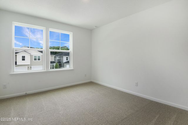 6015 ORACLE Court, Jacksonville, FL 32205