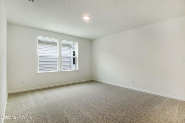 6015 ORACLE Court, Jacksonville, FL 32205