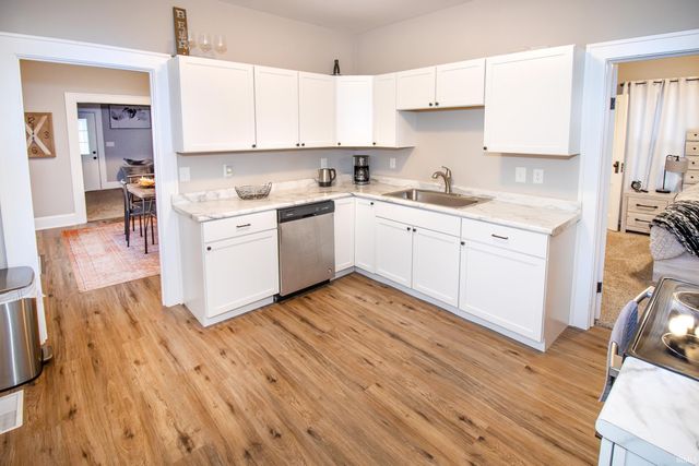 2013 Stringtown Road, Evansville, IN 47711