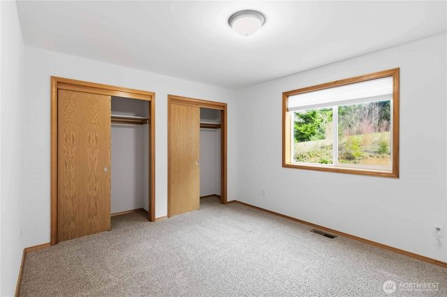 58 Alger Creek Heights Road, Cathlamet, WA 98612