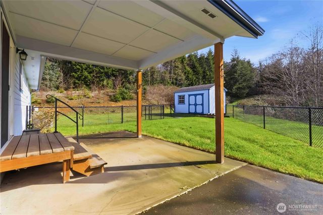 58 Alger Creek Heights Road, Cathlamet, WA 98612