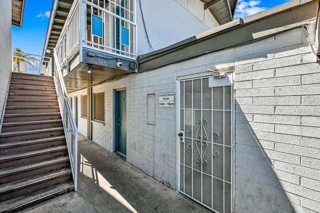 3025 N 32nd Street Apt 34, Phoenix, AZ 85018