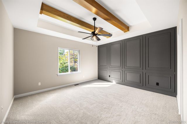 35962 Cascade Drive, New Baltimore, MI 48047