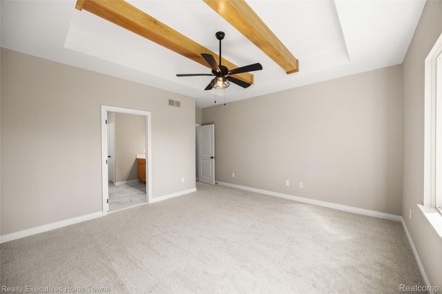 35962 Cascade Drive, New Baltimore, MI 48047