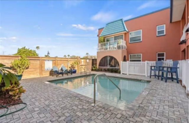 17035 GULF BOULEVARD 216, St Petersburg, FL 33708