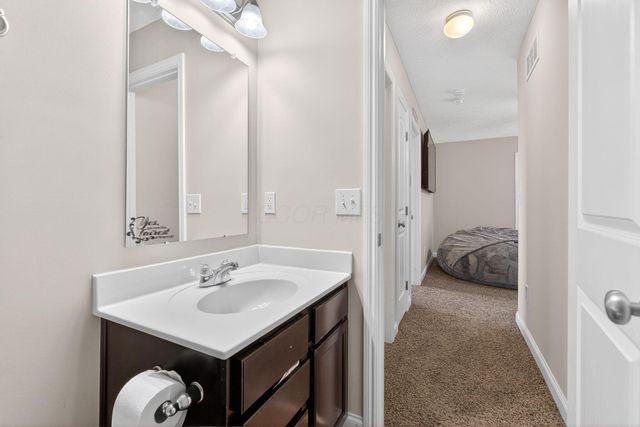 2206 Derby Drive, Marysville, OH 43040