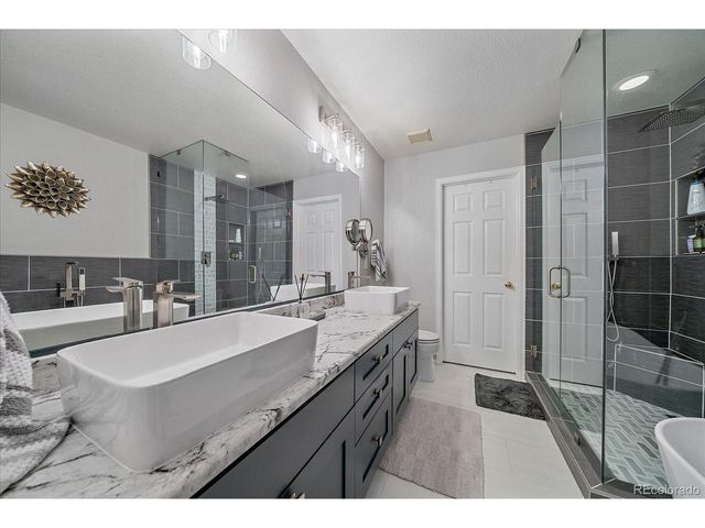 9497 Southern Hills Cir 26-B, Lone Tree, CO 80124