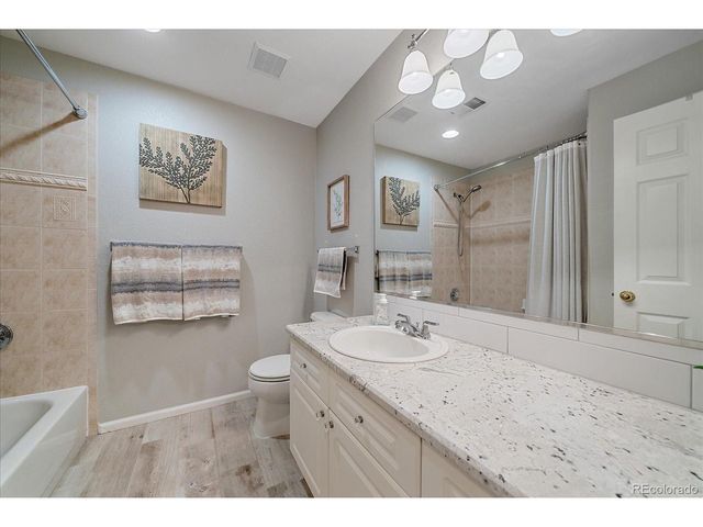 9497 Southern Hills Cir 26-B, Lone Tree, CO 80124