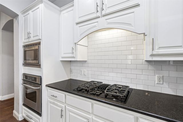 9721 Sam Bass Trail, Fort Worth, TX 76244