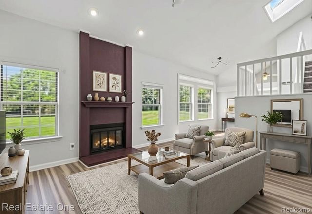 6617 Chimney Sweep, West Bloomfield Charter Township, MI 48322