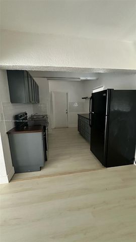 715 SW 6th St, Dania Beach, FL 33004